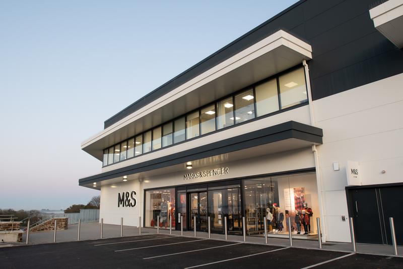 Marks & Spencer pierde 75 M€ en su primer semestre fiscal