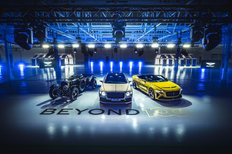 Bentley solo venderá coches híbridos enchufables o eléctricos para 2026