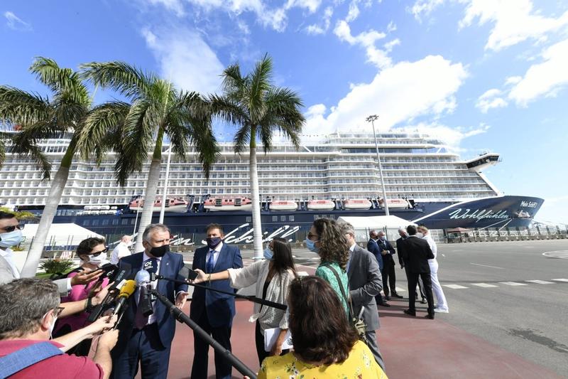 TUI reinicia en Canarias la temporada de cruceros en España con PCR negativas