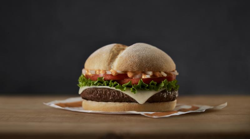 McDonald’s lanza una hamburguesa en apoyo a los productores locales