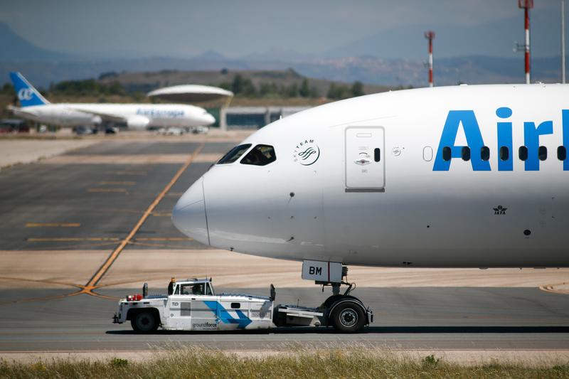 Air Europa llega a un acuerdo con el Sepla para mejorar condiciones del ERTE tras la aprobación del rescate
