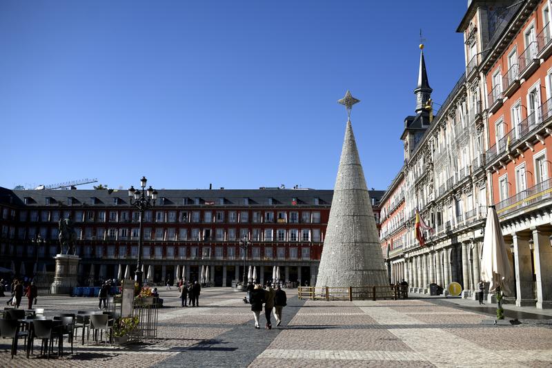 El 72% del gasto navideño se pagará con tarjeta y un 49% de las compras serán ‘online’, según American Express