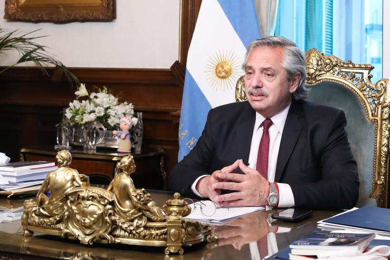 El presidente de Argentina asegura que el ajuste económico «esta vez no lo van a pagar los más humildes»