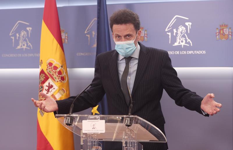 Cidadanos plantea un IVA turístico al 4% y prorrogar ERTEs hasta julio