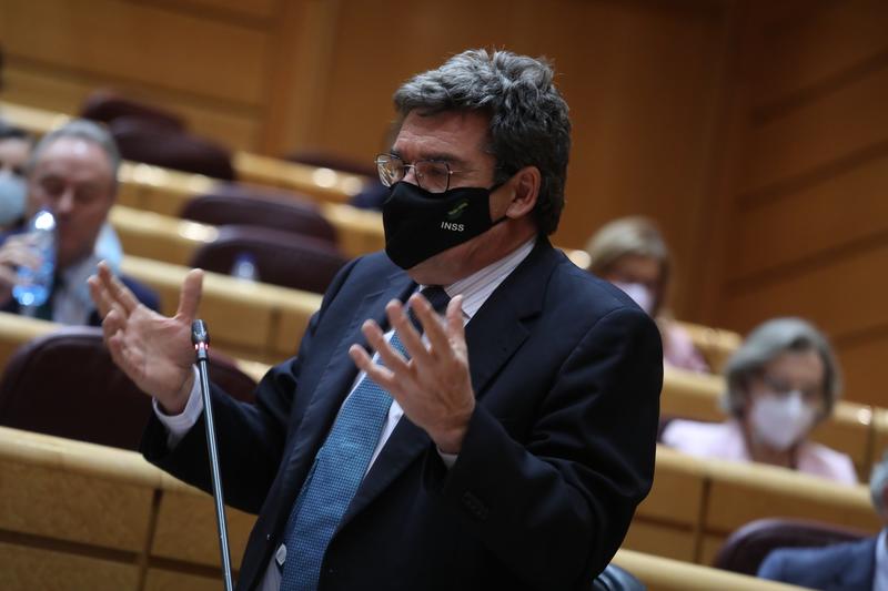 Escrivá evaluará en enero la situación de los autónomos y la necesidad de nuevas medidas