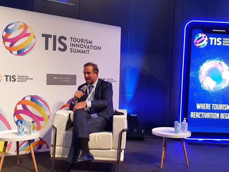 Turismo considera que las cuarentenas a viajeros deben ser «el último recurso»
