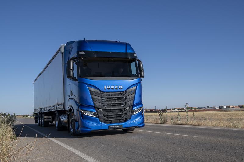 Iveco amplía su oferta de servicios digitales