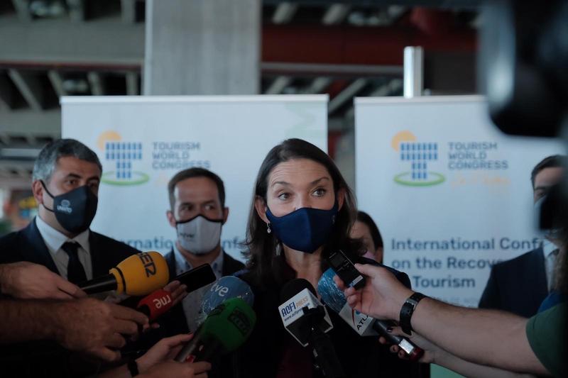 Reyes Maroto defiende la seguridad de España y Canarias para el turismo internacional