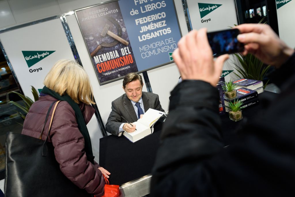 Losantos transformará su nuevo libro sobre el comunismo en un podcast