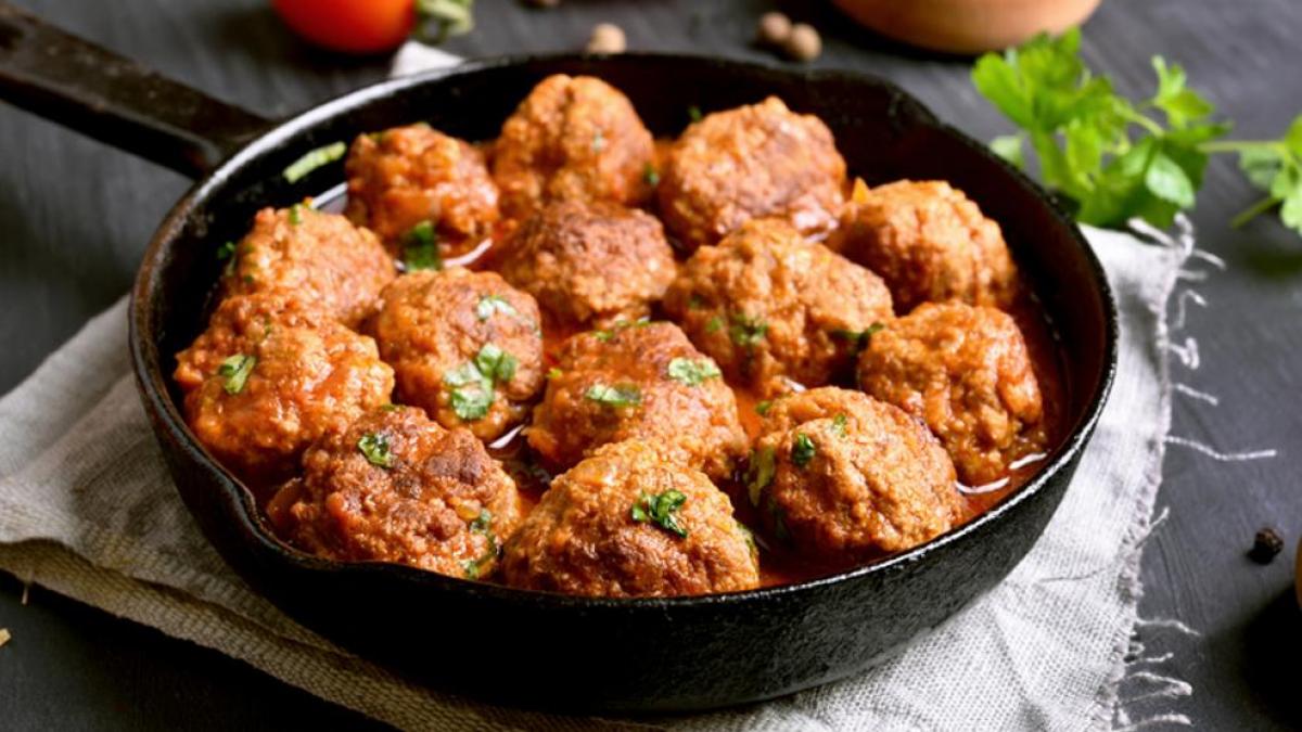Innova con esta receta de albóndigas con queso de Karlos Arguiñano