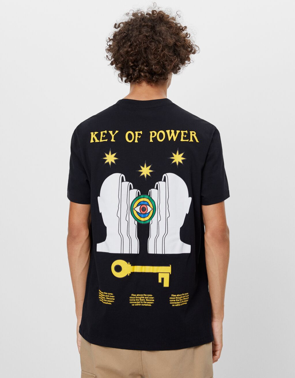 camiseta print alas bershka