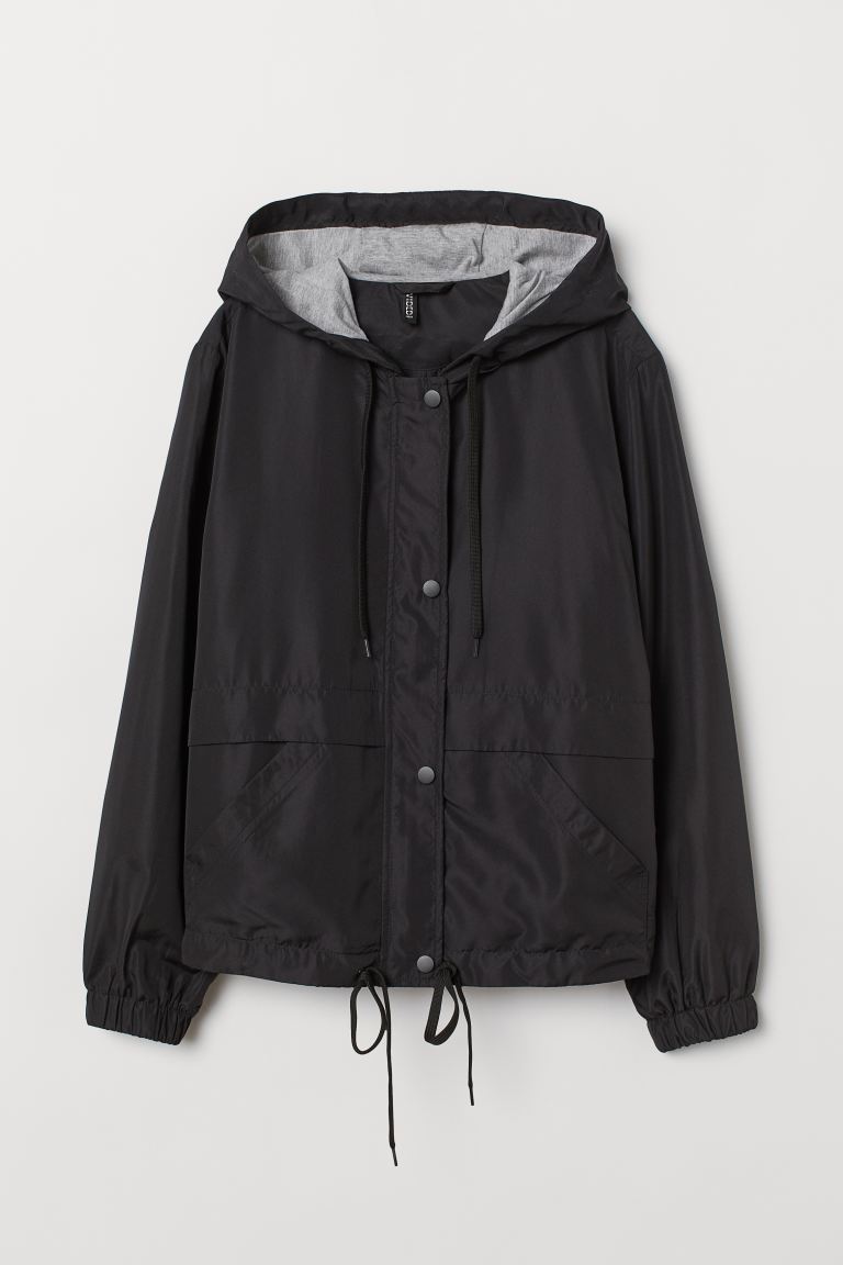 chaqueta con capucha