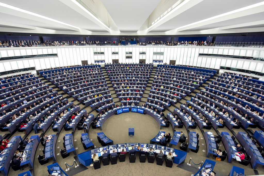 La Eurocámara pedirá a los gobiernos relajar las condiciones para acceder al fondo de recuperación
