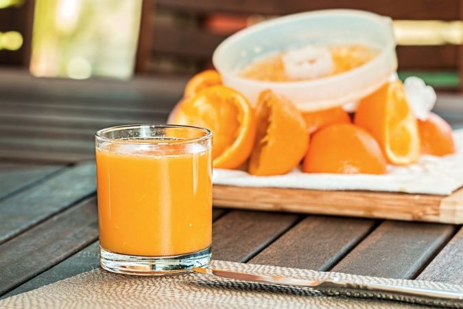 fresh orange juice 1614822 1920 Merca2.es