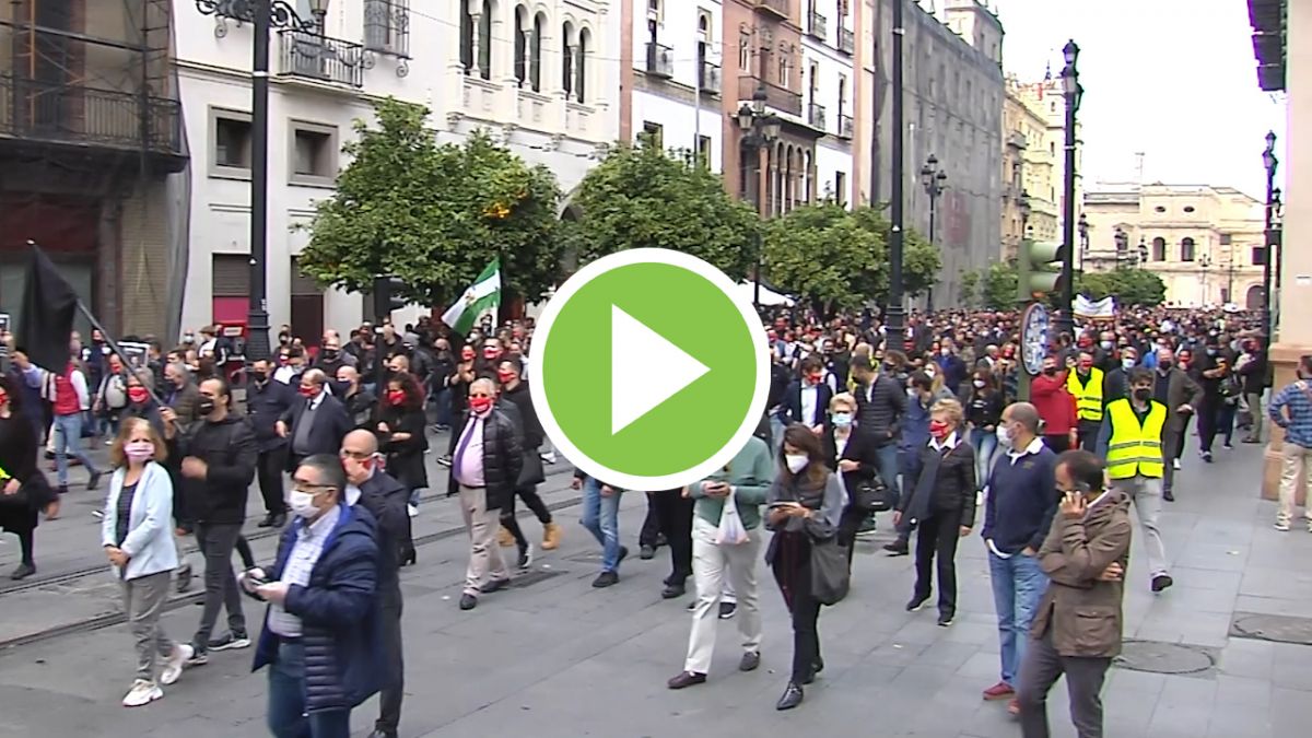 Hosteleros de toda España salen a la calle al grito de ‘sin ayudas, nos arruinan’