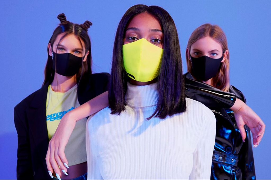 mascarillas de bershka