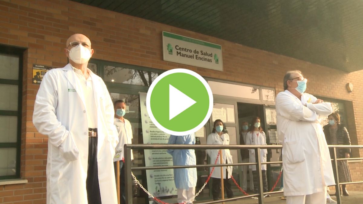 Médicos se concentran en Cáceres para reclamar mejoras en sanidad