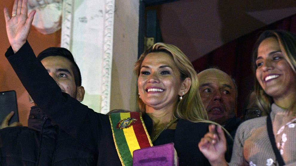 El nuevo presidente de Bolivia extenderá un bono enfocado en sectores vulnerables