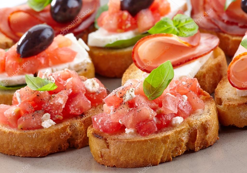 6 tapas míticas (y exquisitas) de los bares de España que tienen pocas calorías |