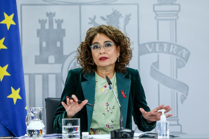 Montero: las previsiones de la OCDE no tienen en cuenta los fondos europeos