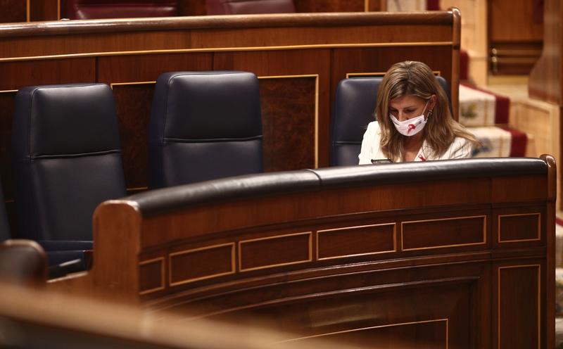 Gobierno aumenta en 5 millones de euros la partida para financiar a los sindicatos