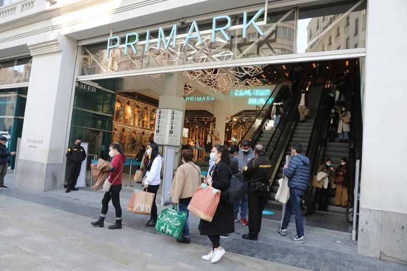 Las ventas mundiales de moda caerán entre un 15% y un 30% en 2020
