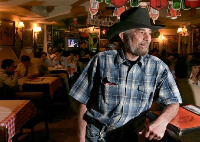 Muere Alfred Gradus, fundador de las hamburgueserías Alfredo’s Barbacoa
