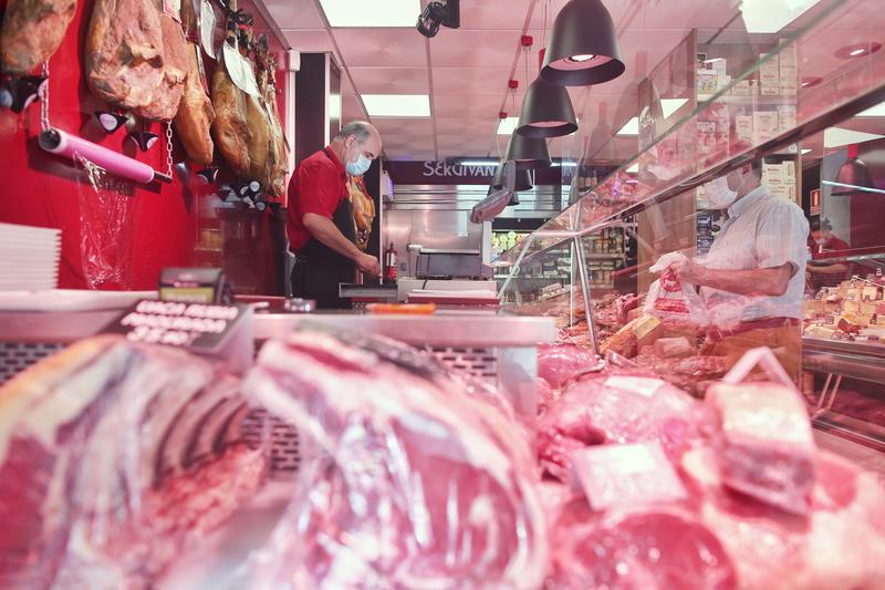 El stock de mercancías en el comercio baja por primera vez en 6 años al caer un 2,9%