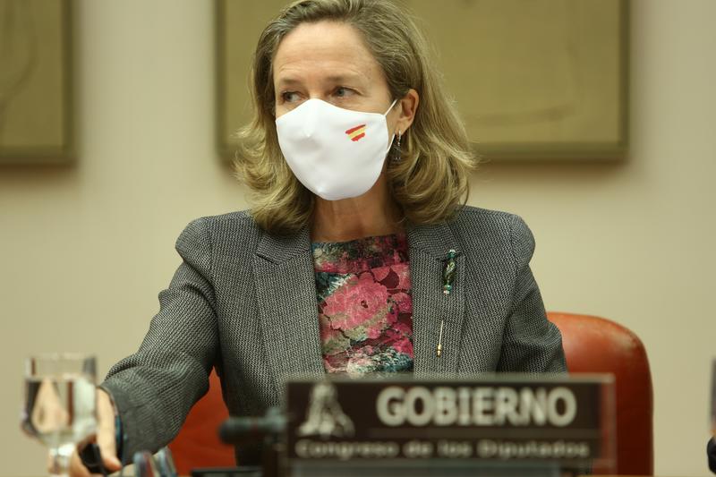 Calviño impulsará la creación de la Autoridad de Protección del Cliente Financiero
