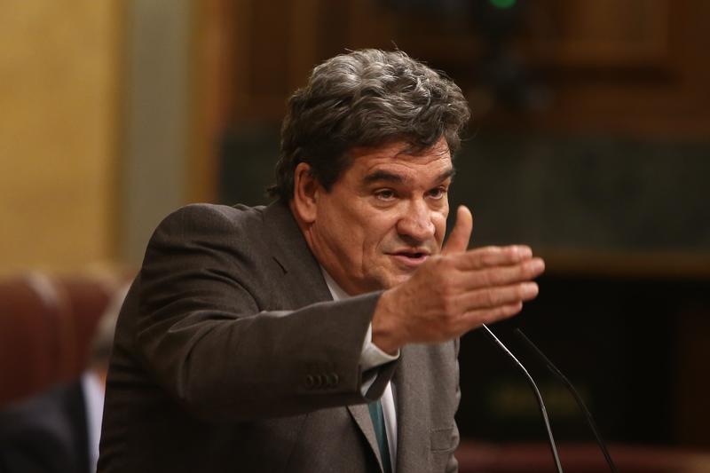 Escrivá asegura que su Ingreso Mínimo Vital va ser «un éxito»