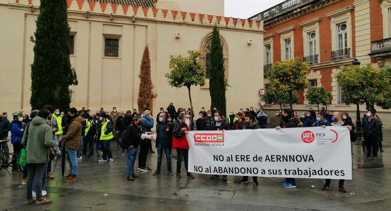 Los trabajadores afectados por despidos colectivos caen un 71,5% hasta octubre por los ERTE