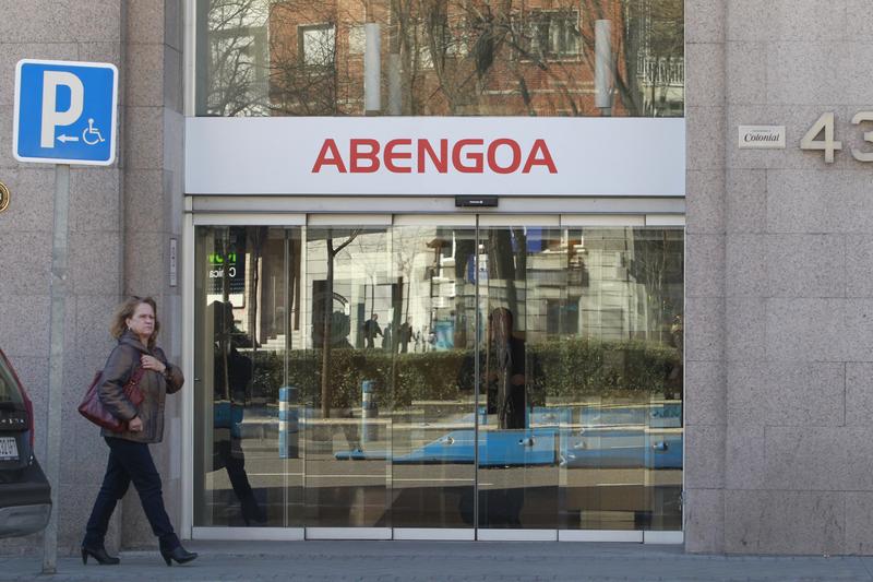 Accionistas minoritarios quieren cesar al consejo de Abengoa