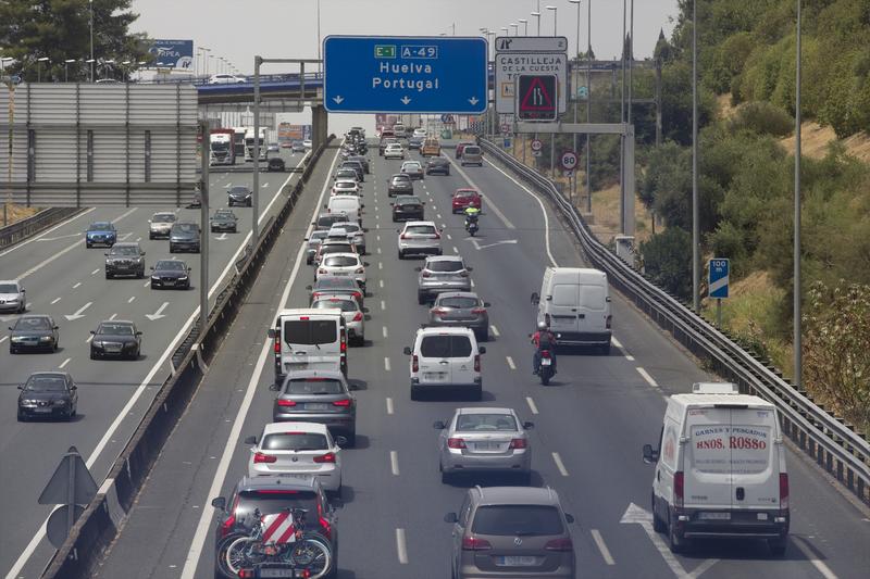 Los españoles optan en 2020 por comprar coches de ocasión en internet