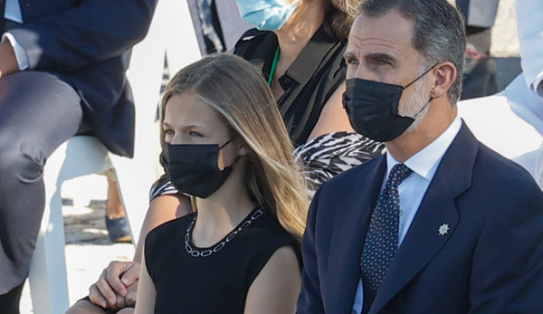 Estas son las cosas que Felipe VI no puede hacer, pero que todos creen que sí