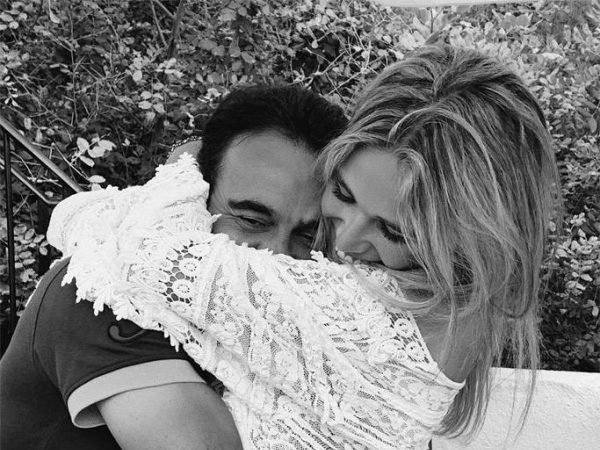 el album de recuerdos con el que ana soria felicita a enrique ponce Merca2.es