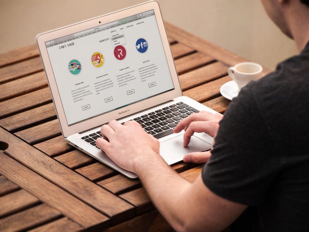 apoyo para emprender sin dejar tu trabajo