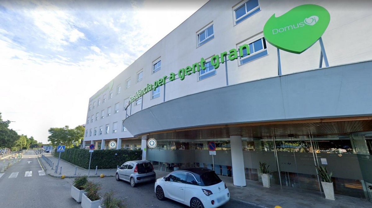 Grupo DomusVi infla su cartera con pequeños operadores de residencias de mayores