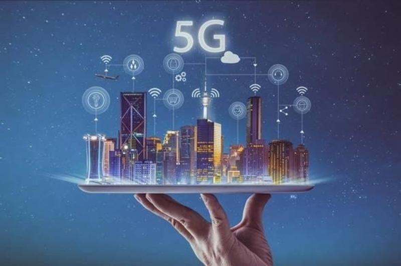 Telefónica, Vodafone, EE y Hutchison irán a la subasta para el 5G en Reino Unido