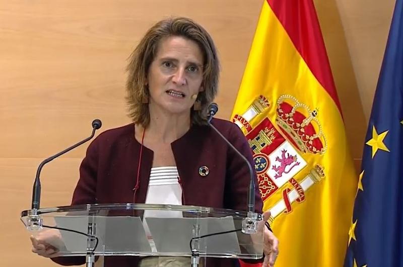 Ribera y las CCAA acuerdan propuestas en autoconsumo, movilidad y municipios
