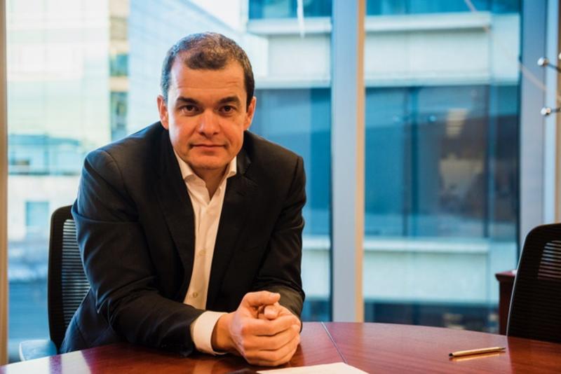 Samsung aprovecha la «turbulencia en el mercado móvil» para mejorar su posición en España