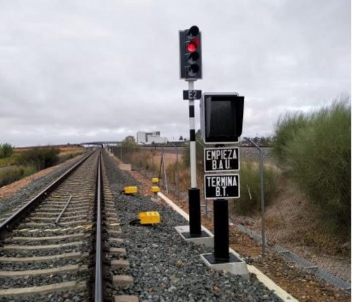 Adif adjudica por 85M€ la señalización y telecomunicaciones del tramo Badajoz-Plasencia