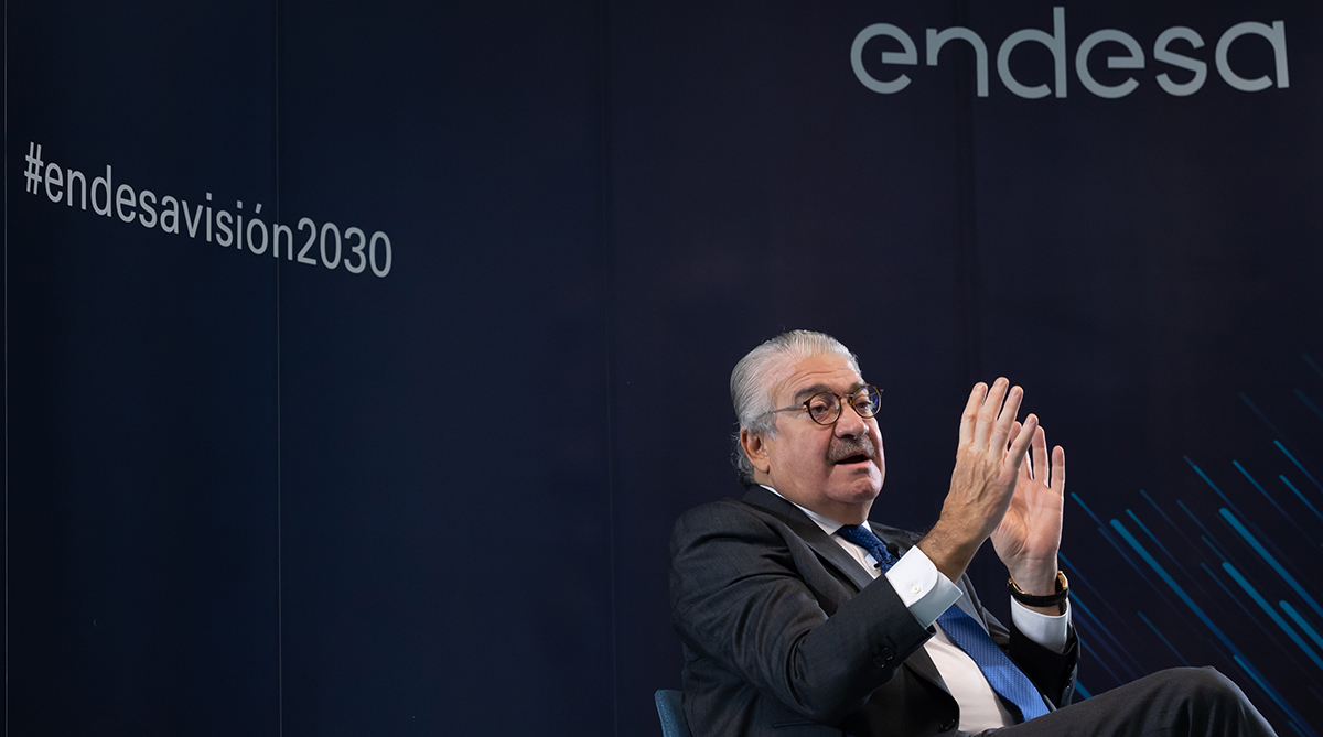 Endesa maniobra para retener su cartera de clientes ante futuros movimientos