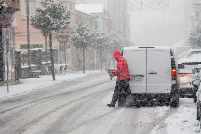 coche nieva 6 Merca2.es