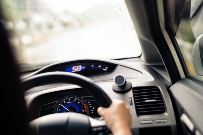 conduccion segura dias lluvia control velocidad distancia seguridad carretera 61573 2019 Merca2.es