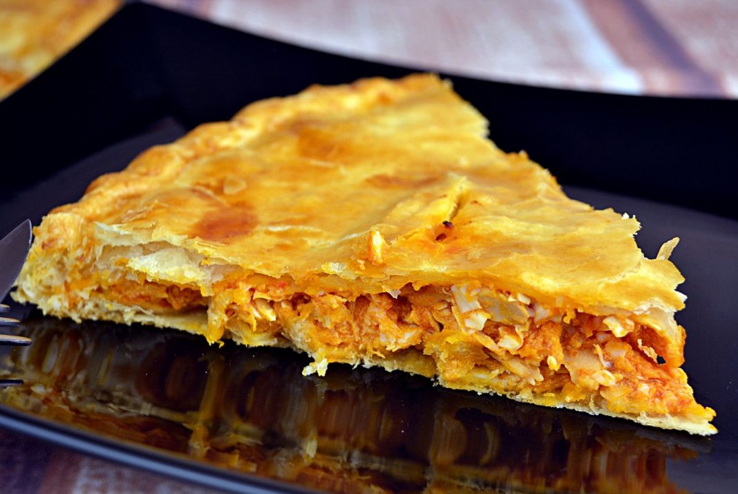 empanada de atun