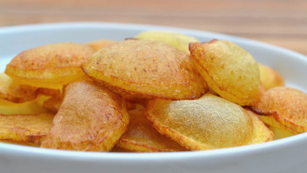 El truco para hacer unas patatas fritas soufflé de escándalo