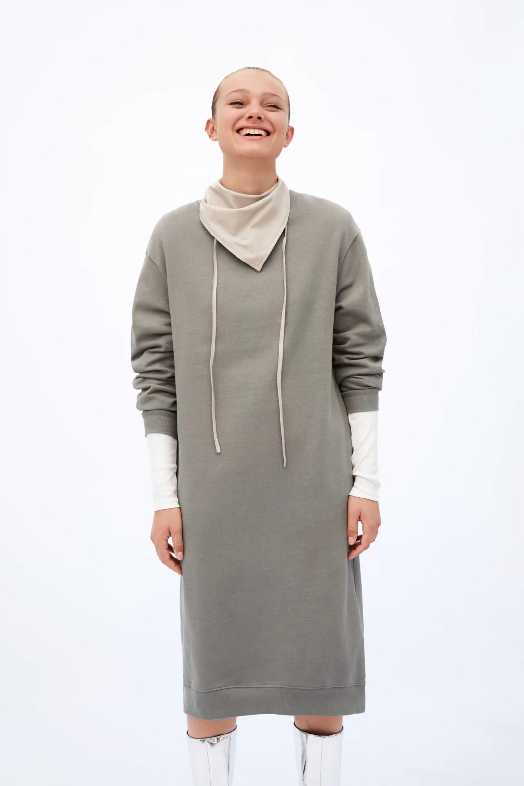 vestido felpa Zara