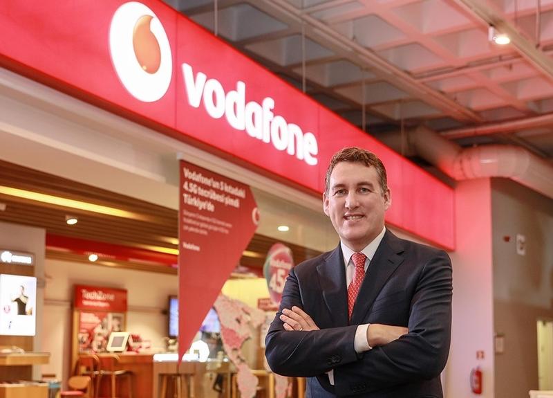 Vodafone España sostiene su lenta recuperación e ingresa 957 M€ por servicios