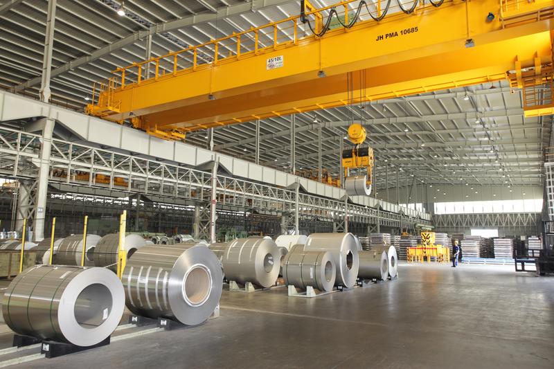 Acerinox formaliza un préstamo sostenible de 80 M€ con Banco Sabadell para comprar VDM Metals