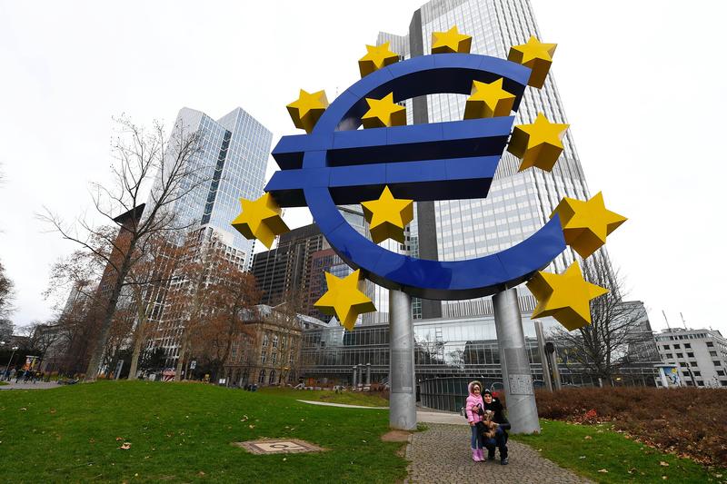 El Eurogrupo aborda este lunes el riesgo de quiebras empresariales por la crisis